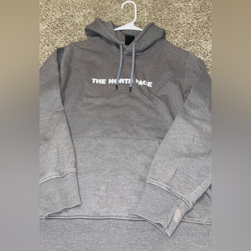 north face hoodie - Picture 4 of 4